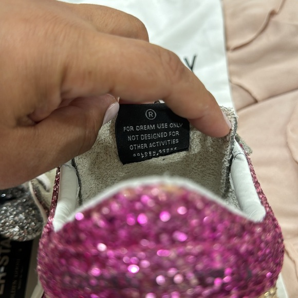 Golden Goose Super Star Low Top Sneaker - Picture 8 of 12